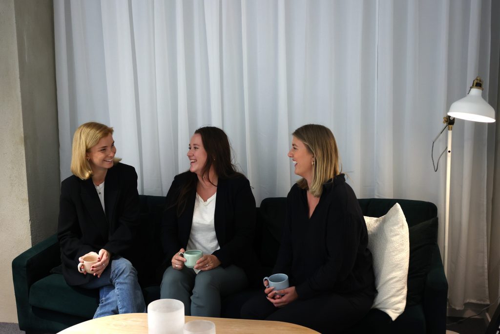 Konsulter på Ants som pratar om samarbetet med Wibax och Ants Executive Search