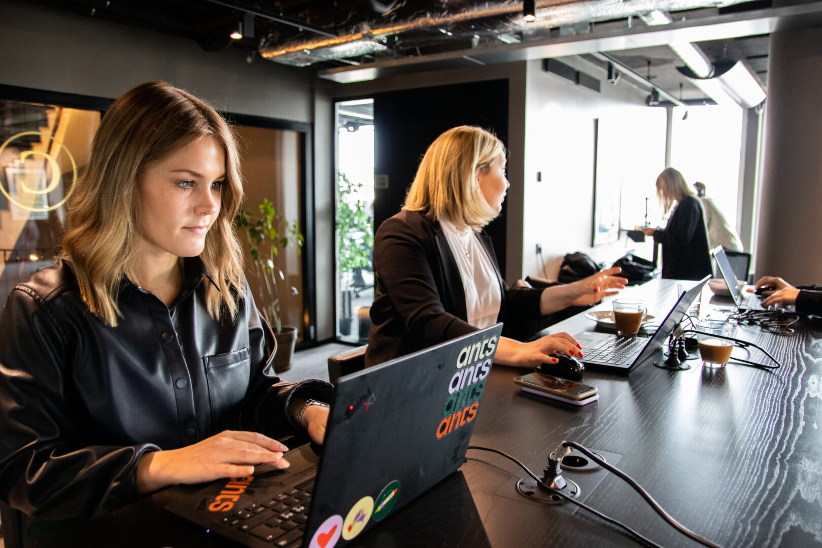 Två konsulter i Göteborg som arbetar med rekrytering