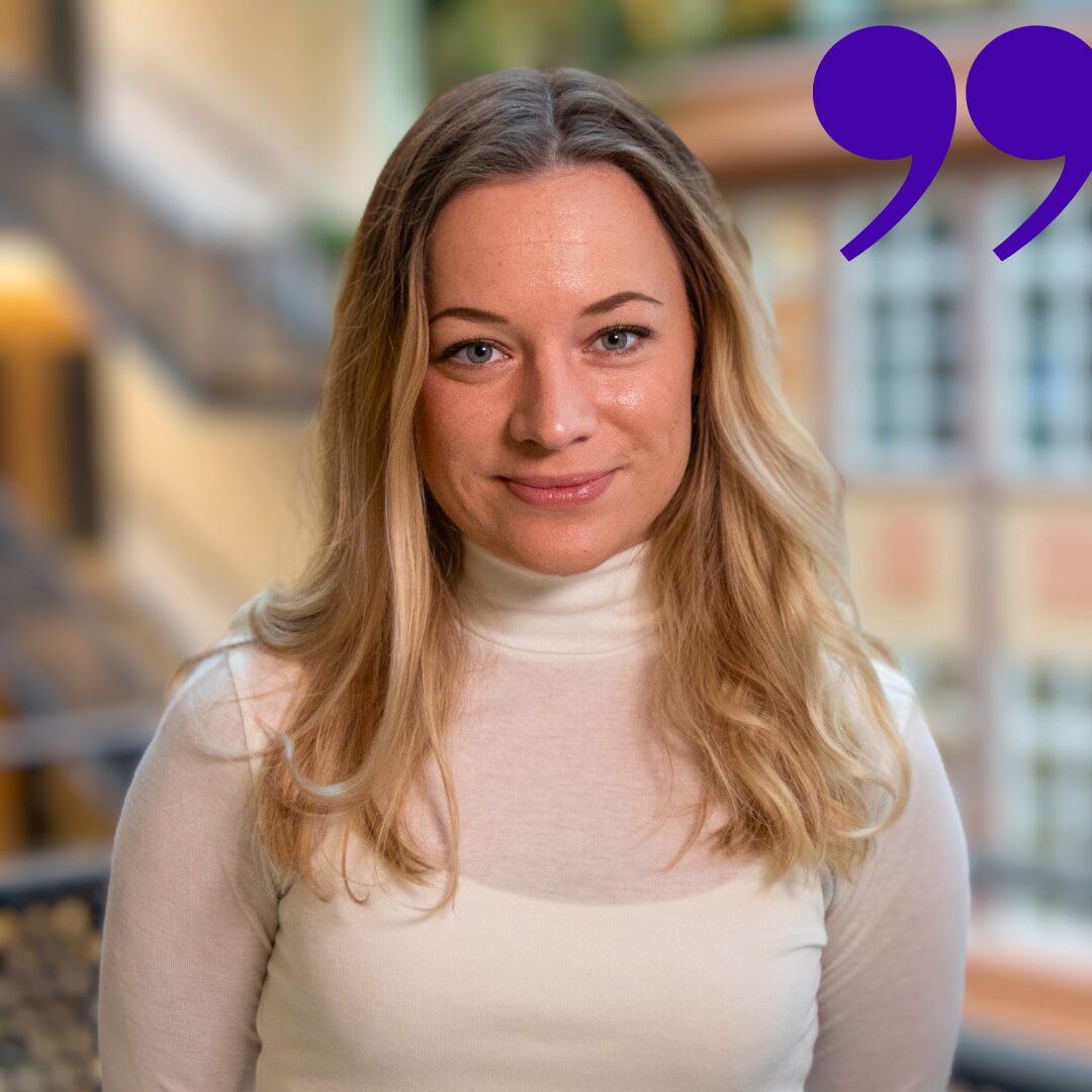 Ants konsult, Mathilda Garte, med expertis inom rekrytering i MedTech-branschen kollar in i kameran och ler.